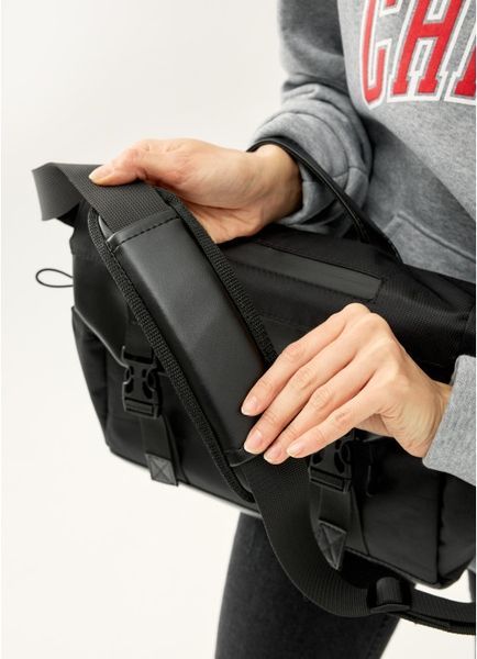 Жіноча Сумка для ноутбука Sambag чорна з перфорацією 51311301 фото